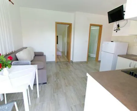 Apartment Slanica Id 816 Zrtava Ratova 27