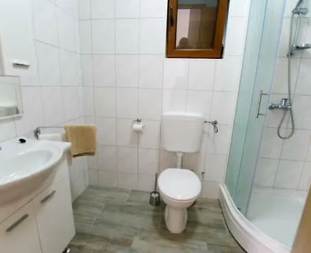 Slanica Id 816 Zrtava Ratova 27 Murter