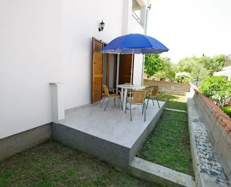 Apartment Slanica Studio Id 816 *